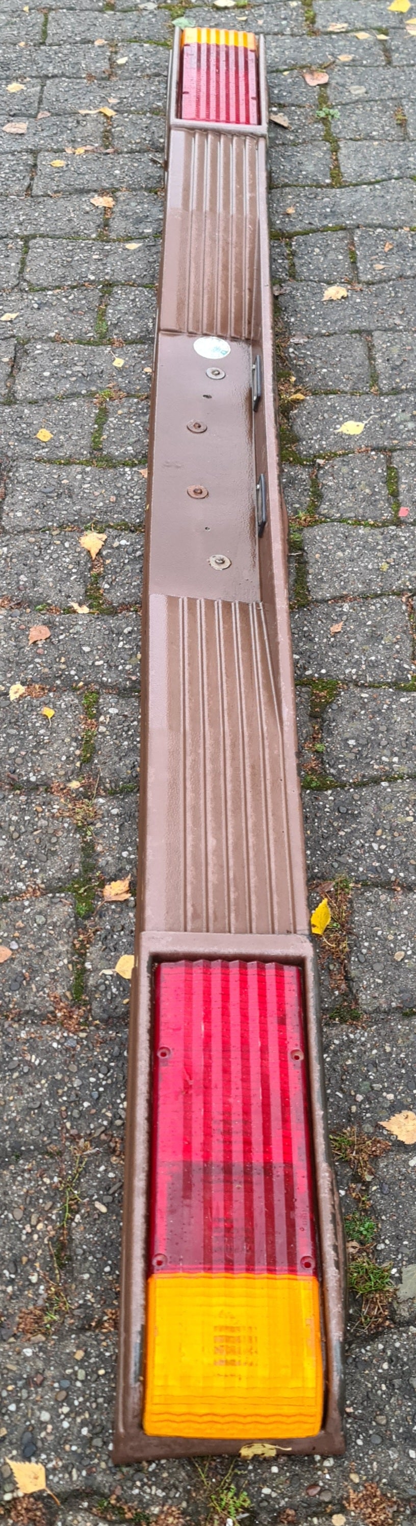 Leuchtenträger, universal, Wohnwagen, Breite 236 cm für Jokon Rückleuchten