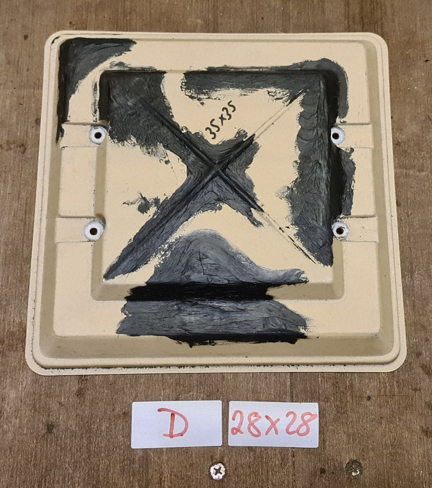 Hartal gebrauchte Dachhauben Dachluke 28x28 cm 28 x 28 cm / Ersatzteile / Haubendeckel / Ersatzhaube / Ersatzdeckel / Moskitoschutz
