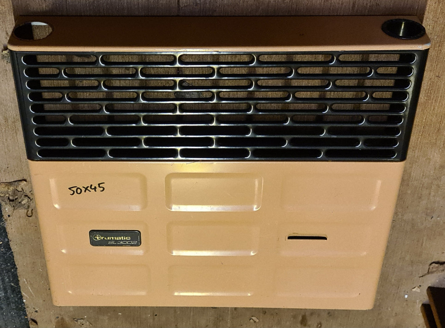 Truma gebrauchte Frontblende für Gasheizung Trumatic SL3002 / SL 3002 beige