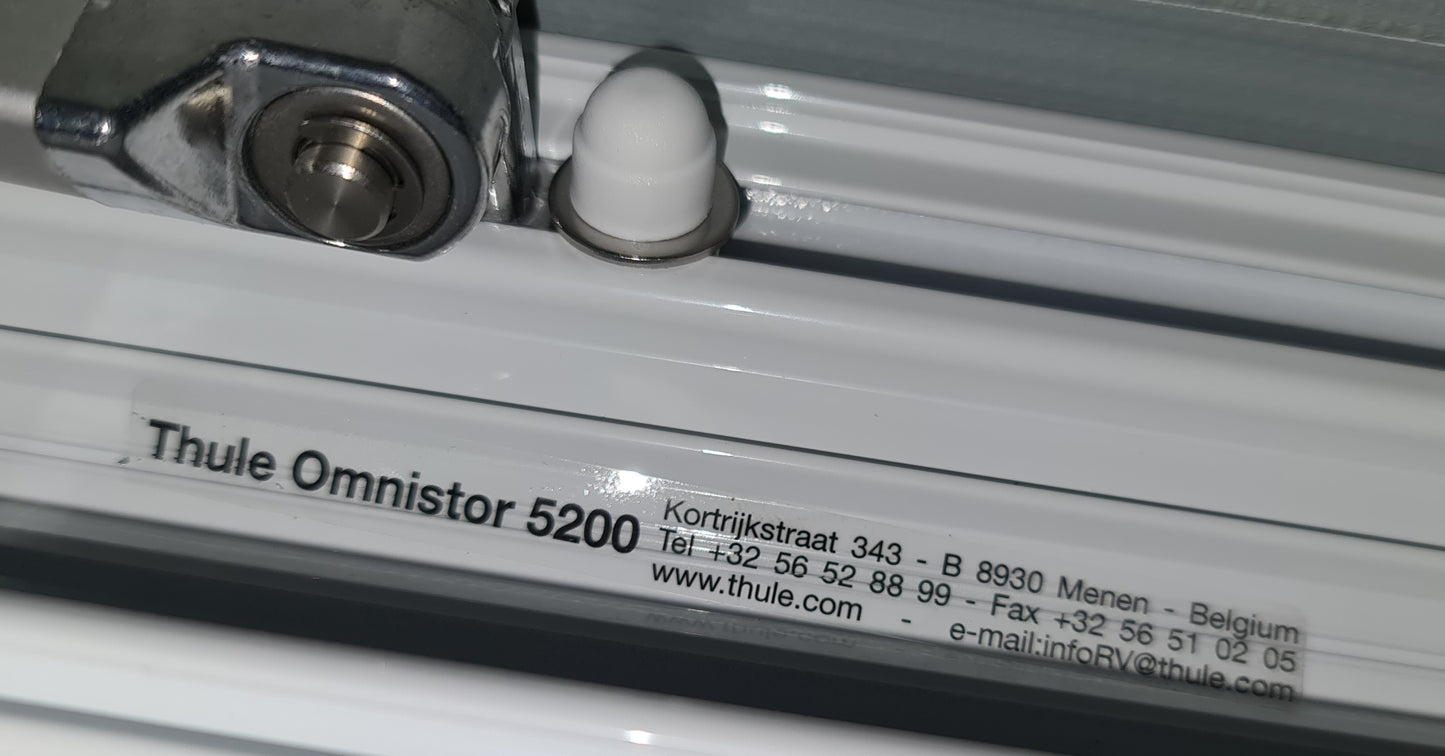 Thule Wandmarkise TO 5200 Omnistor Gehäusefarbe Weiß *B-Ware* 300 cm