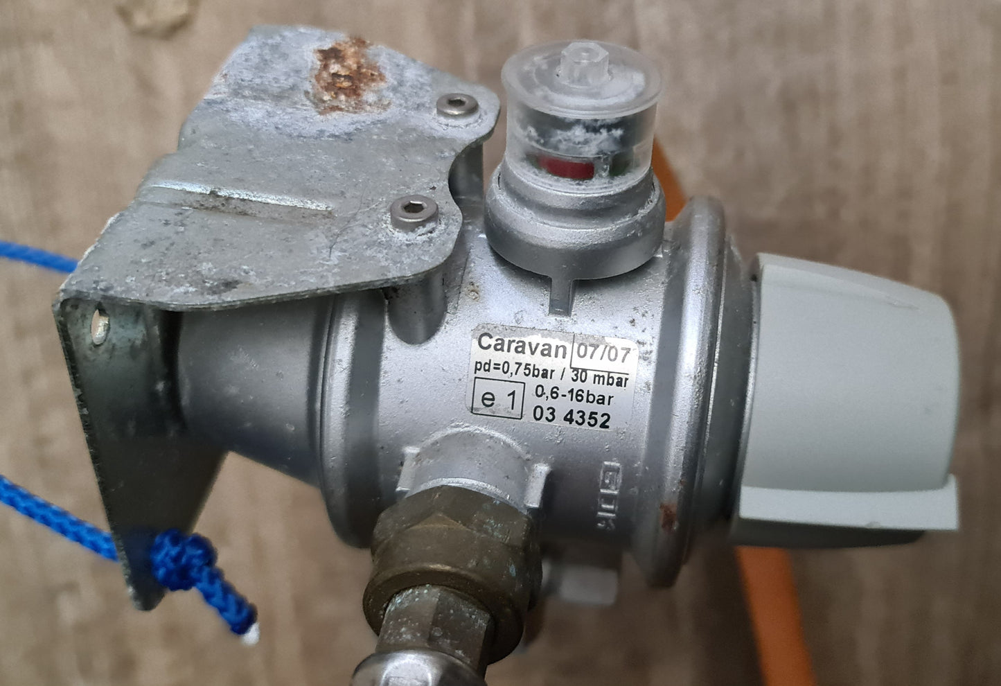 Truma DuoControl 0085 30 mbar / GOK Caravan *Gebrauchtware* Zweiflaschenanlage