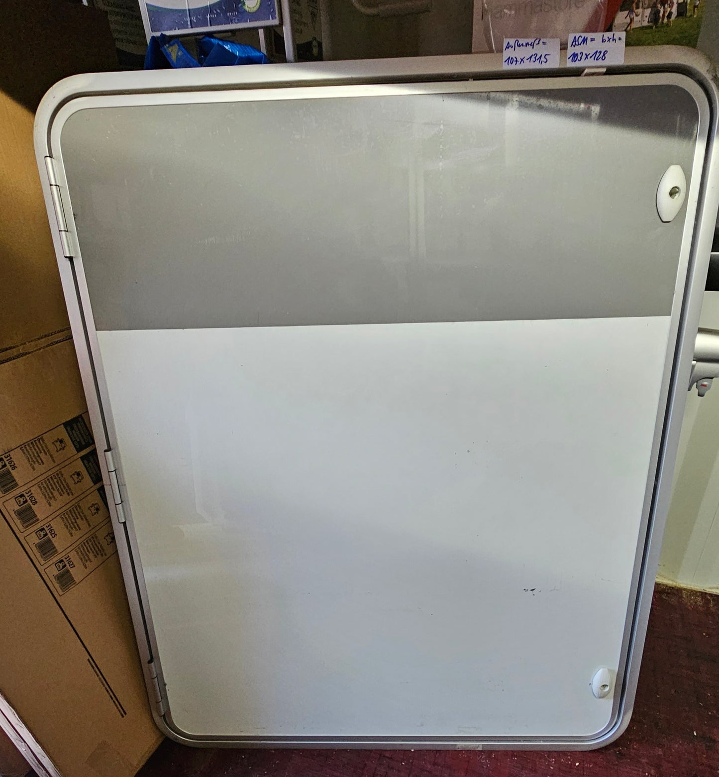 System 2000 Service-Kofferklappe / Tür der Wohnmobil Heckgarage Klappe Serviceklappe BxH = 103x122 cm / 103 x 128 cm