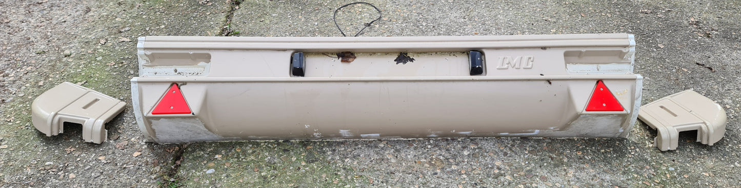 LMC 545 K Leuchtenträger Stoßstange 1994 Wohnwagen Caravan 215 cm