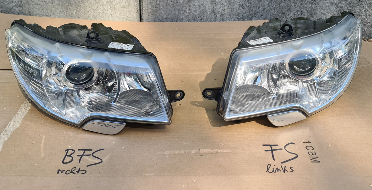 Hella Skoda Superb II (Typ 3T) (2008–2013) Scheinwerfer Frontscheinwefer links / rechts