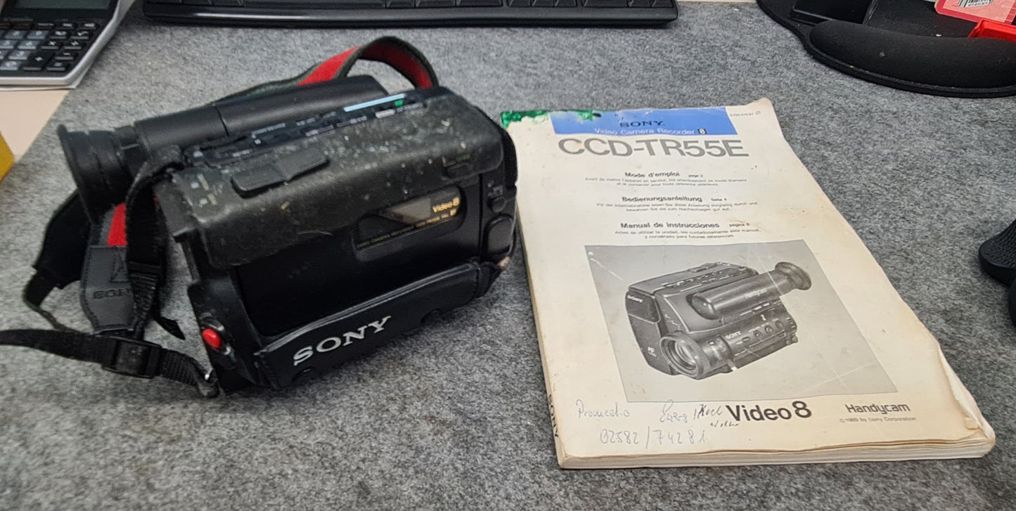 SONY Handycam Camcorder Videokamera Recorder CCD-TR55E *gebraucht*
