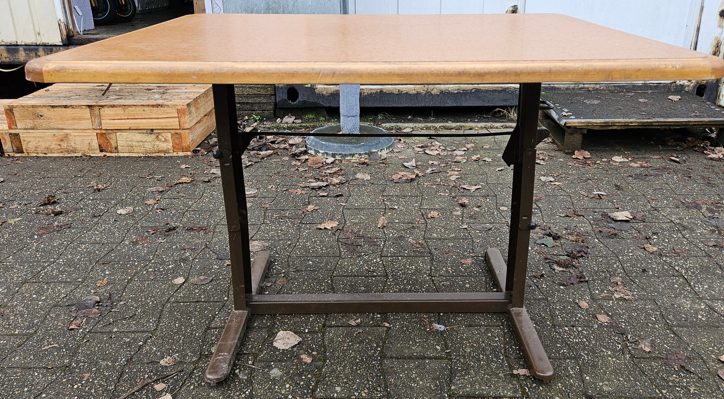 Kesseböhmer Hubtisch / Hubtischgestell Wohnwagen / Wohnmobil HTA 116 - braun