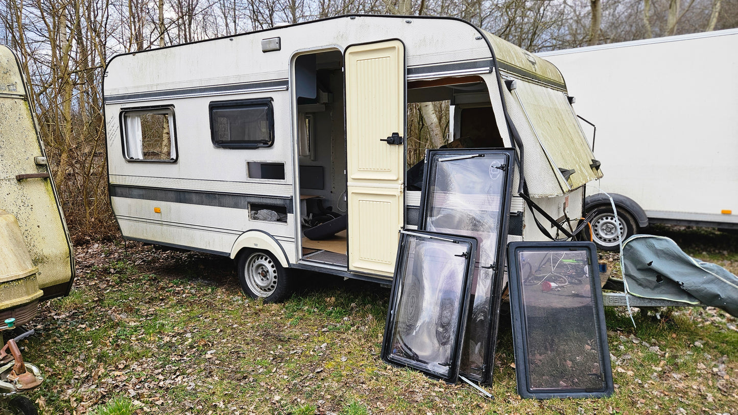 Hobby Wohnwagen Radlauf Radblende Kotflügel Radabdeckung Radlaufblende weiß