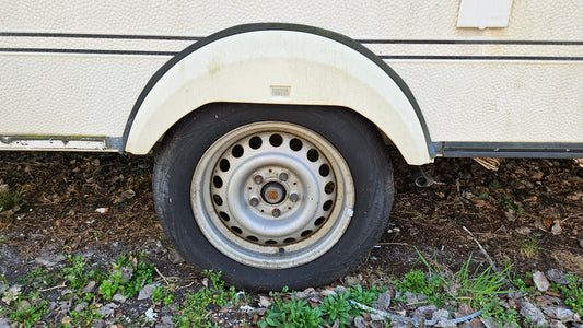 Hobby Wohnwagen Radlauf Radblende Kotflügel Radabdeckung Radlaufblende weiß