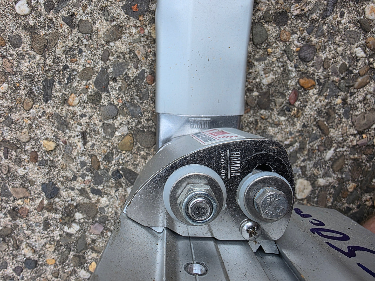Fiamma F45L 550 cm linker Gelenkarm / Dual Shock Absorber links 06588-02- / 98655-584