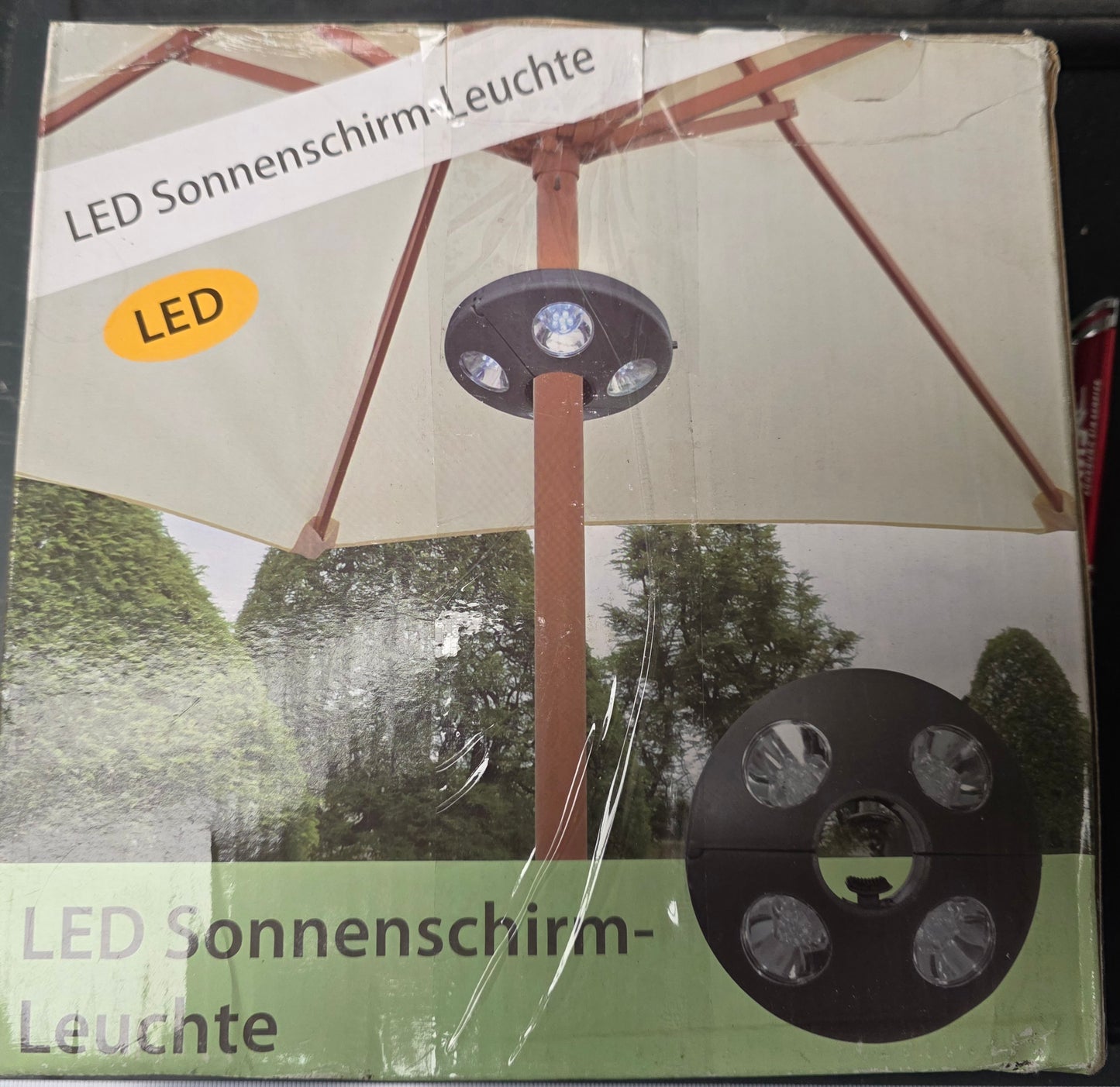 LED-Sonnenschirmbeleuchtung, schwarz