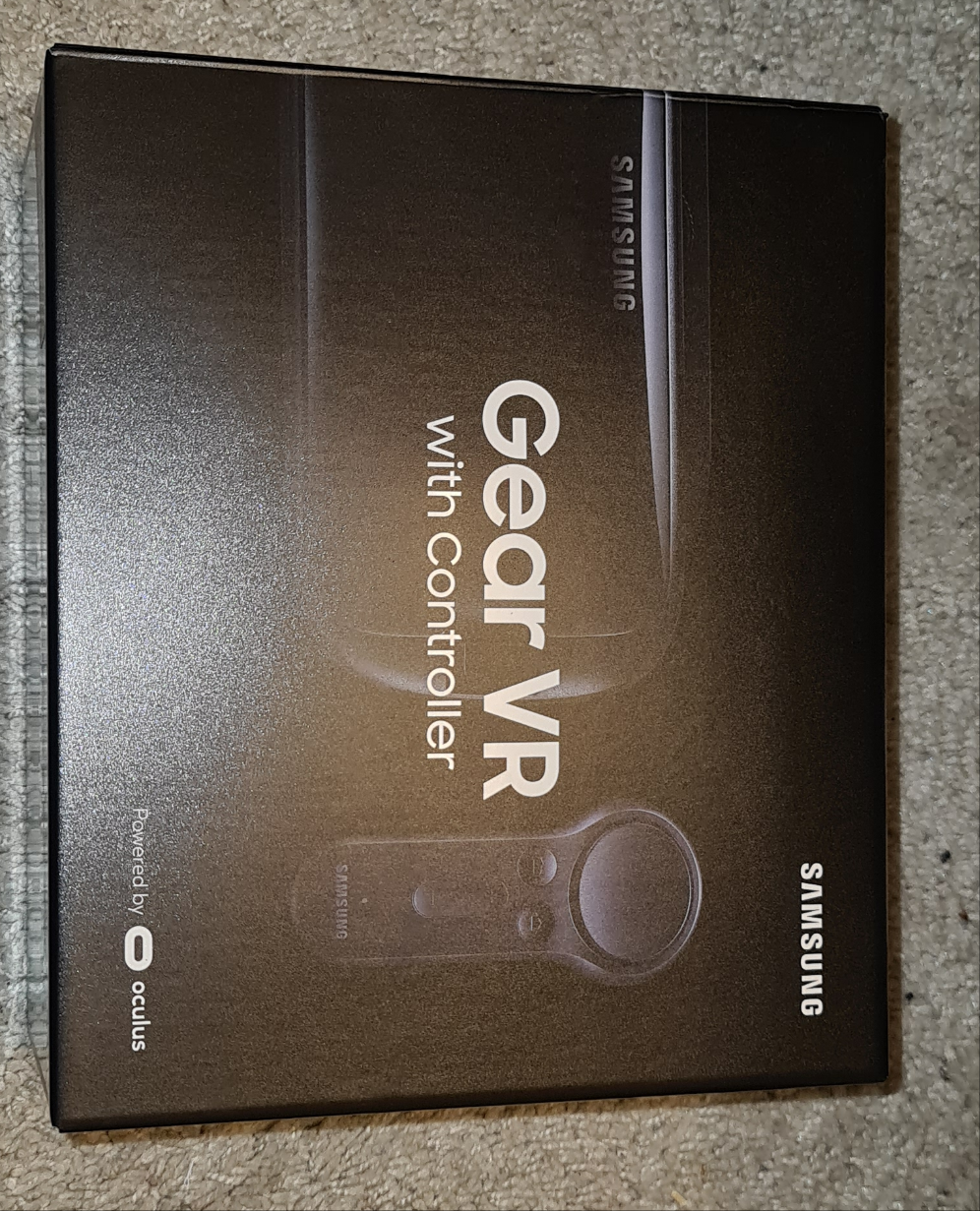 Samsung 3D VR-Brille
Samsung Gear VR mit Controller SM-R324 Oculus Orchid Gray
