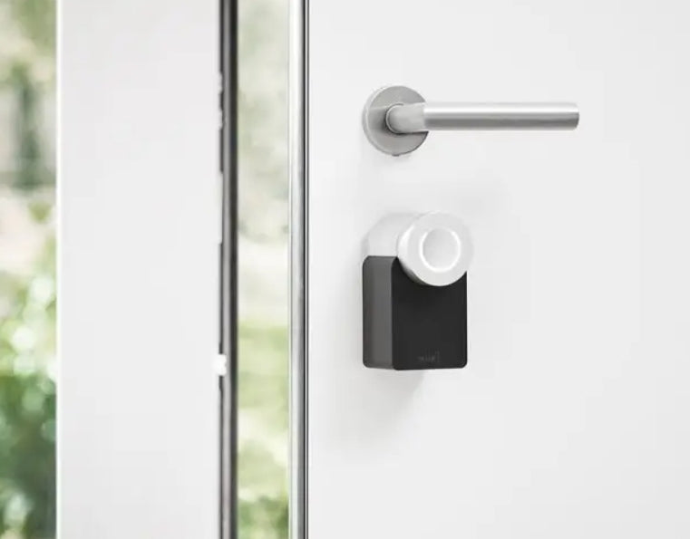Nuki Combo Smart Lock 2.0 + Bridge Wlan-Türschloss für Air-Bnb / Booking.com