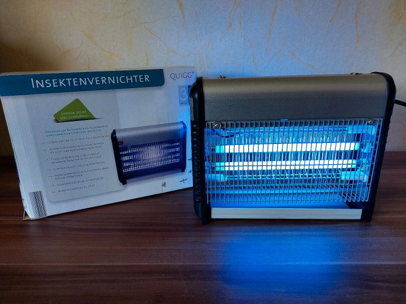 Quigg Elektronischer Insektenvernichter Insektenschutz Insektenfalle Mückenvernichter energiesparend durch 16 Watt (2X 8 W) UV Leuchtröhre
