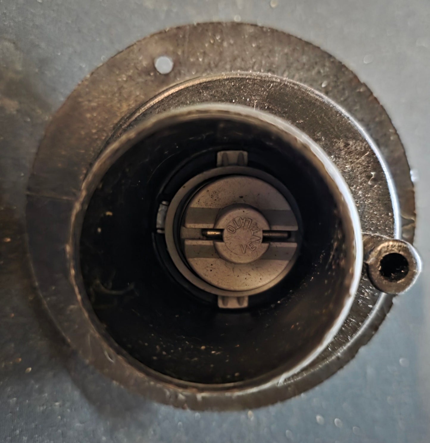 Fiamma 94715-005 Wassereinfüllstutzen schwarz Tank Wassertank Sprit Diesel Einfüllstutzen