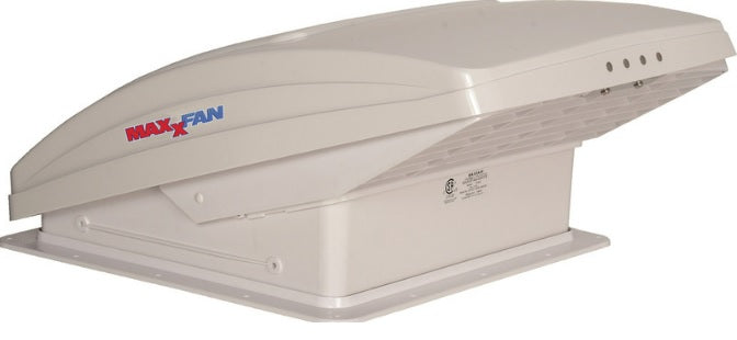 MaxxAir MaxxFan Deluxe 12V-Ventilator-Dachhaube mit Raincover Dachluke Klarglas, White, Smoke / Adapterrahmen